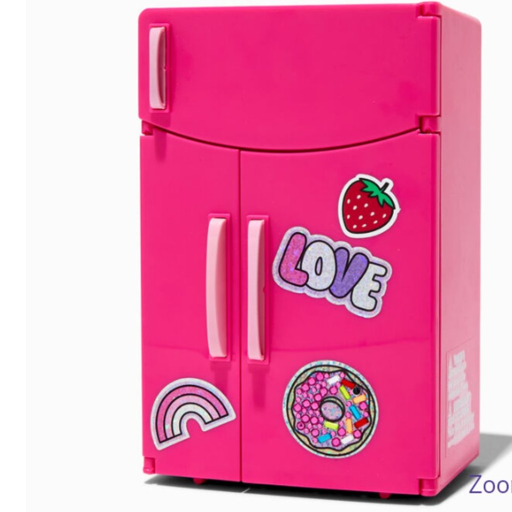 "LOVE" icebox lip gloss set